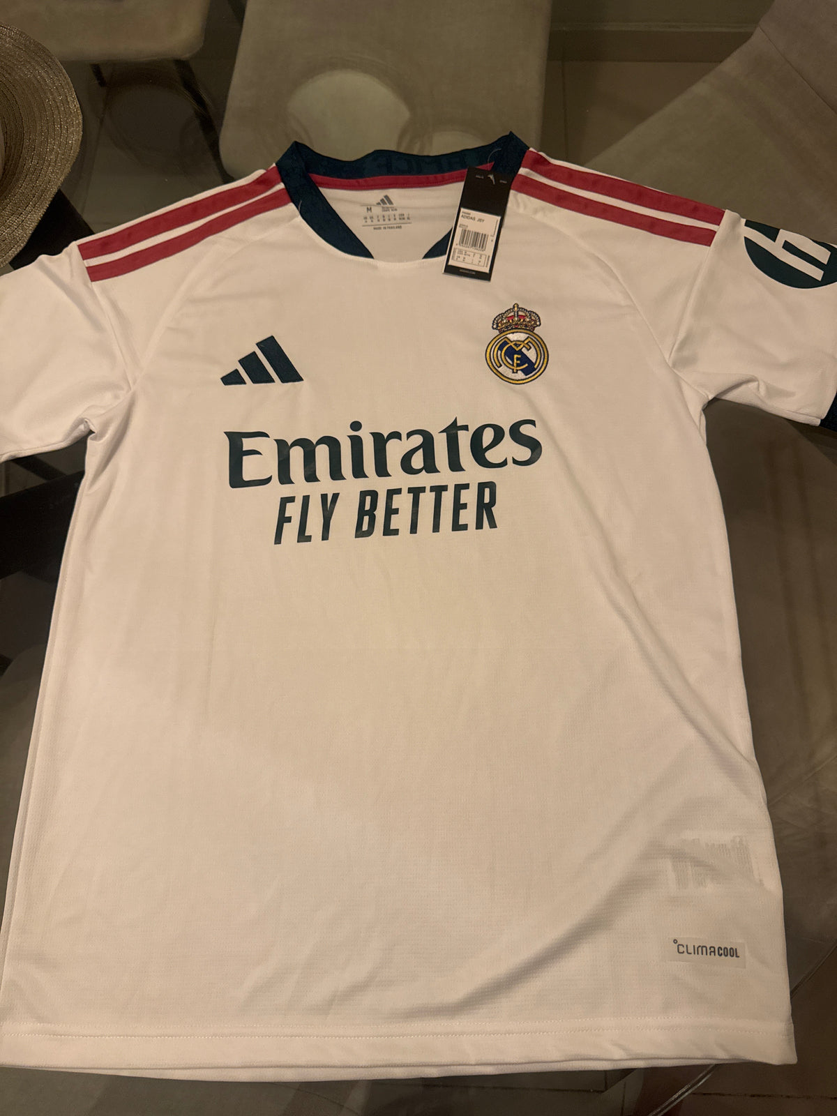 CAMISETA DE REAL MADRID